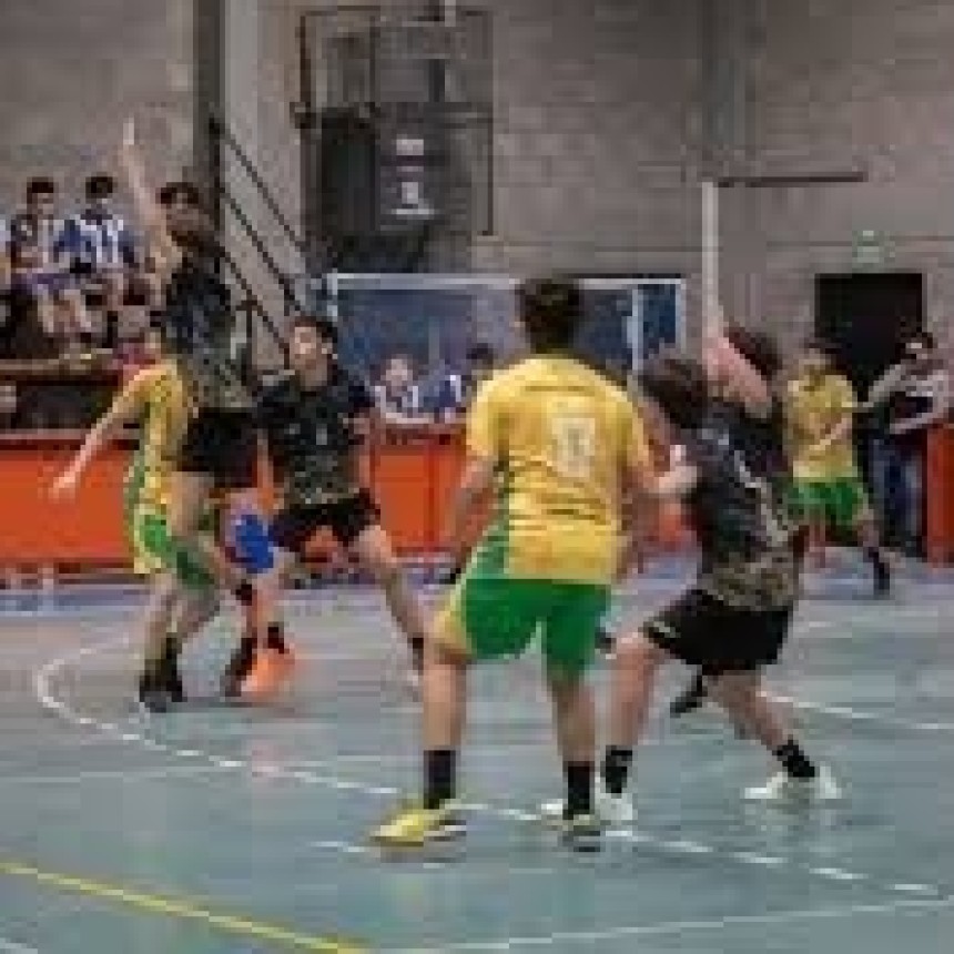 EL HANDBALL DE SAN JULI&Aacute;N SIGUE CRECIENDO CON CAPACITACIONES
