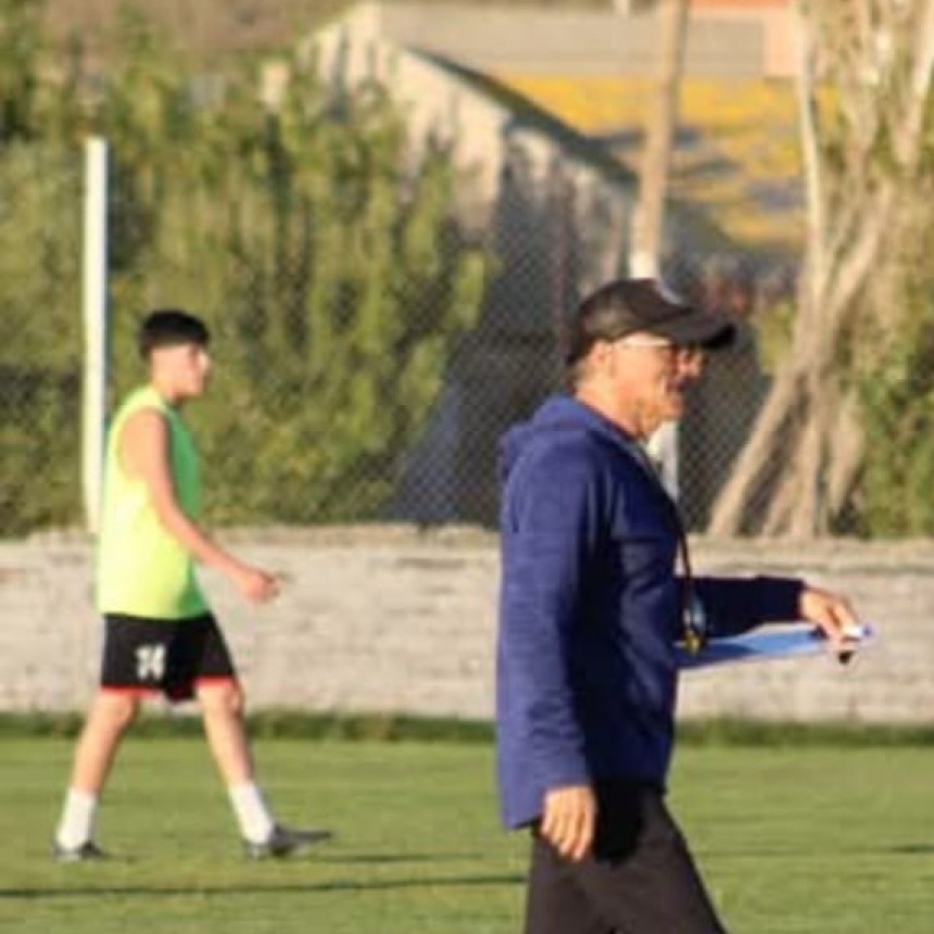 NUEVO CICLO EN HURACAN: EXPERIENCIA Y PROYECTO A LARGO PLAZO