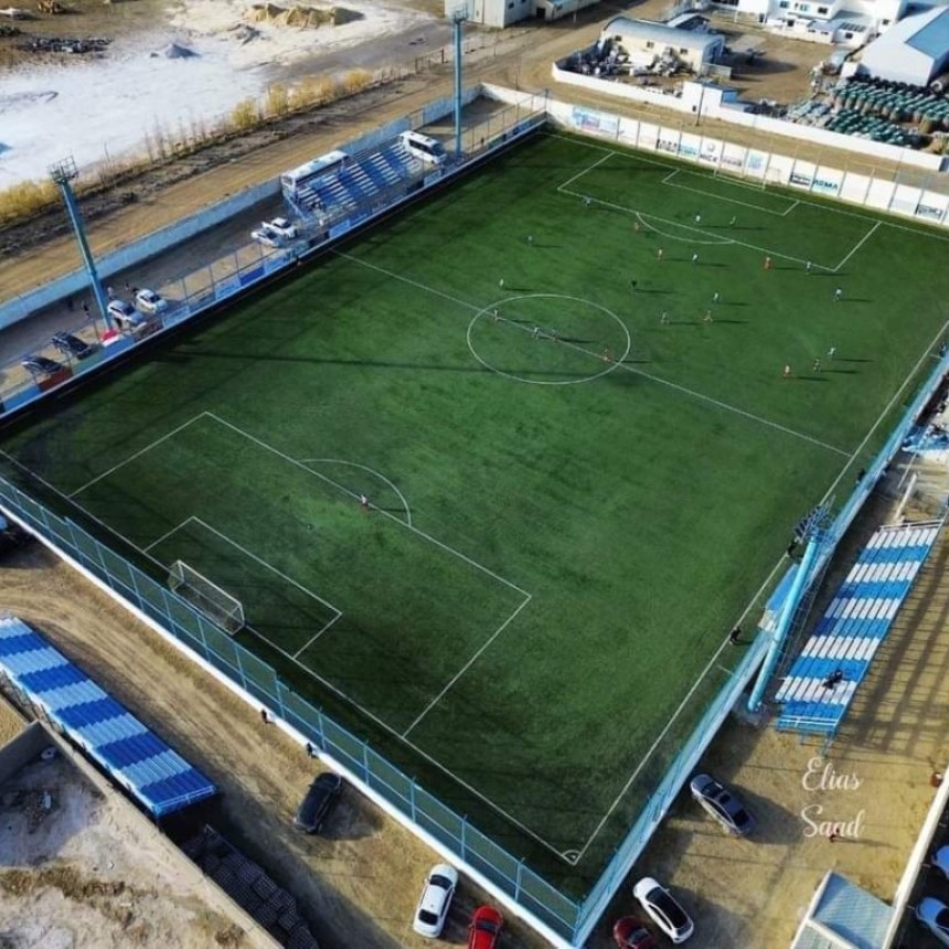 RACING CELEBRA SUS 98 A&Ntilde;OS CON FUERTE RESPALDO DE LA GENTE 