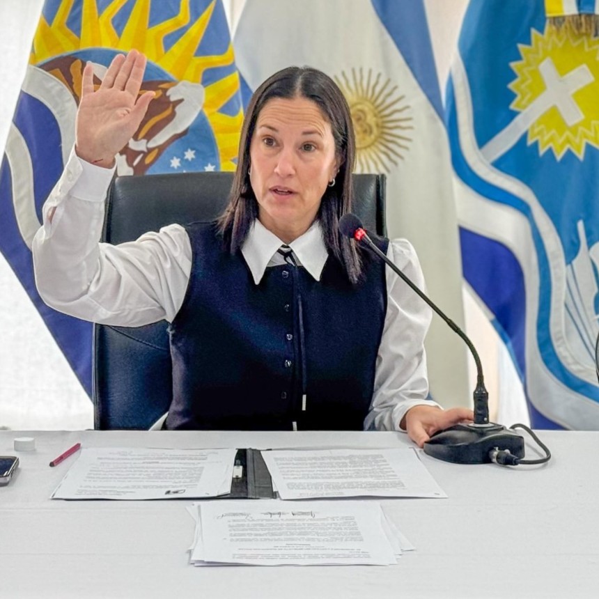MARIA LUZ FRACASSO REPAS&Oacute; LA AGENDA LEGISLATIVA